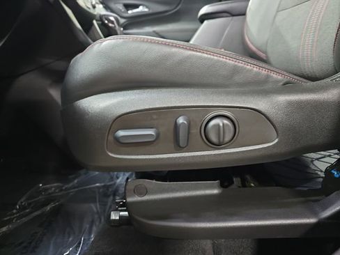 Used 2023 Chevrolet Equinox RS AWD/4WD image 30