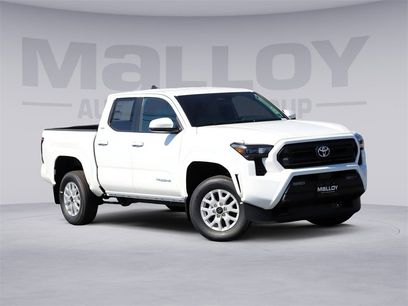 New 2025 Toyota Tacoma SR5