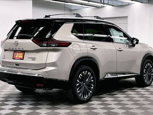 New 2026 Nissan Rogue Platinum AWD/4WD image 18