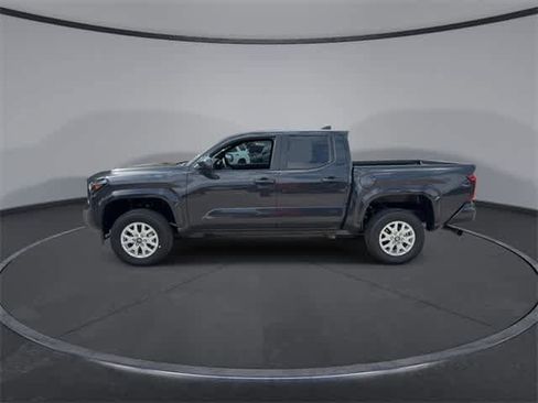 Used 2025 Toyota Tacoma SR5 image 5