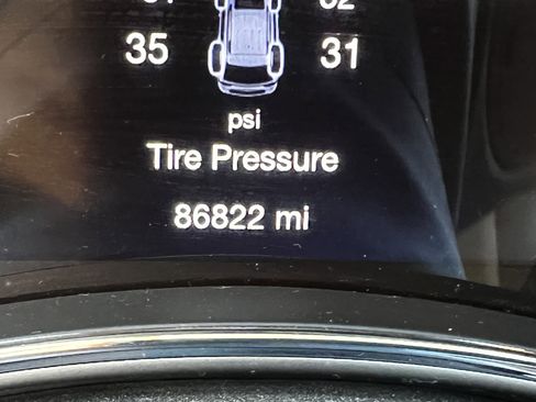 Used 2018 Jeep Grand Cherokee Limited image 21