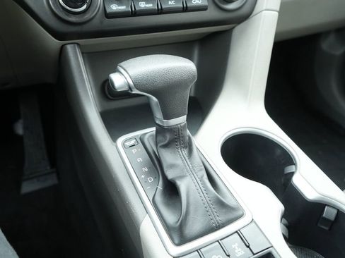 Used 2017 Kia Sportage LX image 29