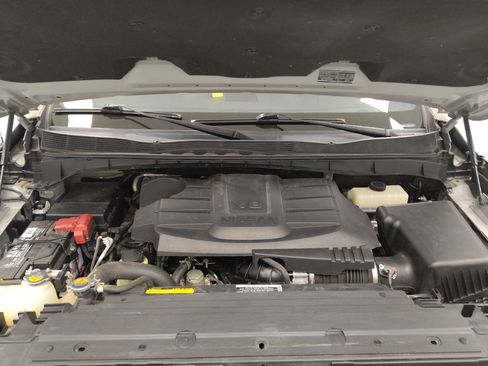 Used 2021 Nissan Titan PRO-4X w/ Pro-4x Utility Package AWD/4WD image 30