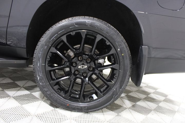 Used 2022 Chevrolet Suburban RST w/ Luxury Package AWD/4WD image 48