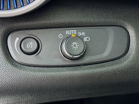 Used 2024 Chevrolet Trax LS FWD image 10