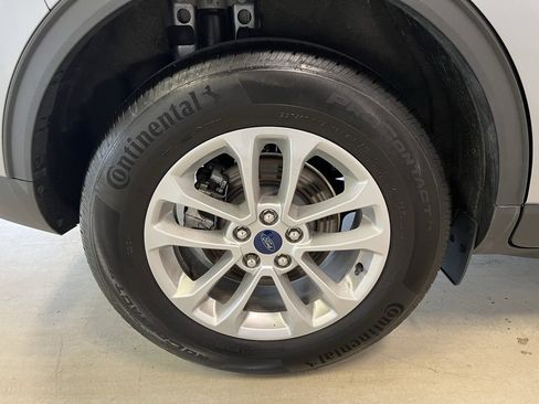 Used 2022 Ford Escape SE w/ Convenience Package image 11