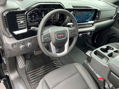 New 2026 GMC Sierra 1500 Elevation image 13