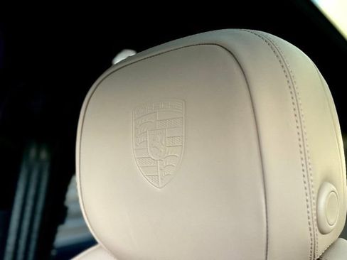 New 2026 Porsche Cayenne Turbo AWD/4WD image 31