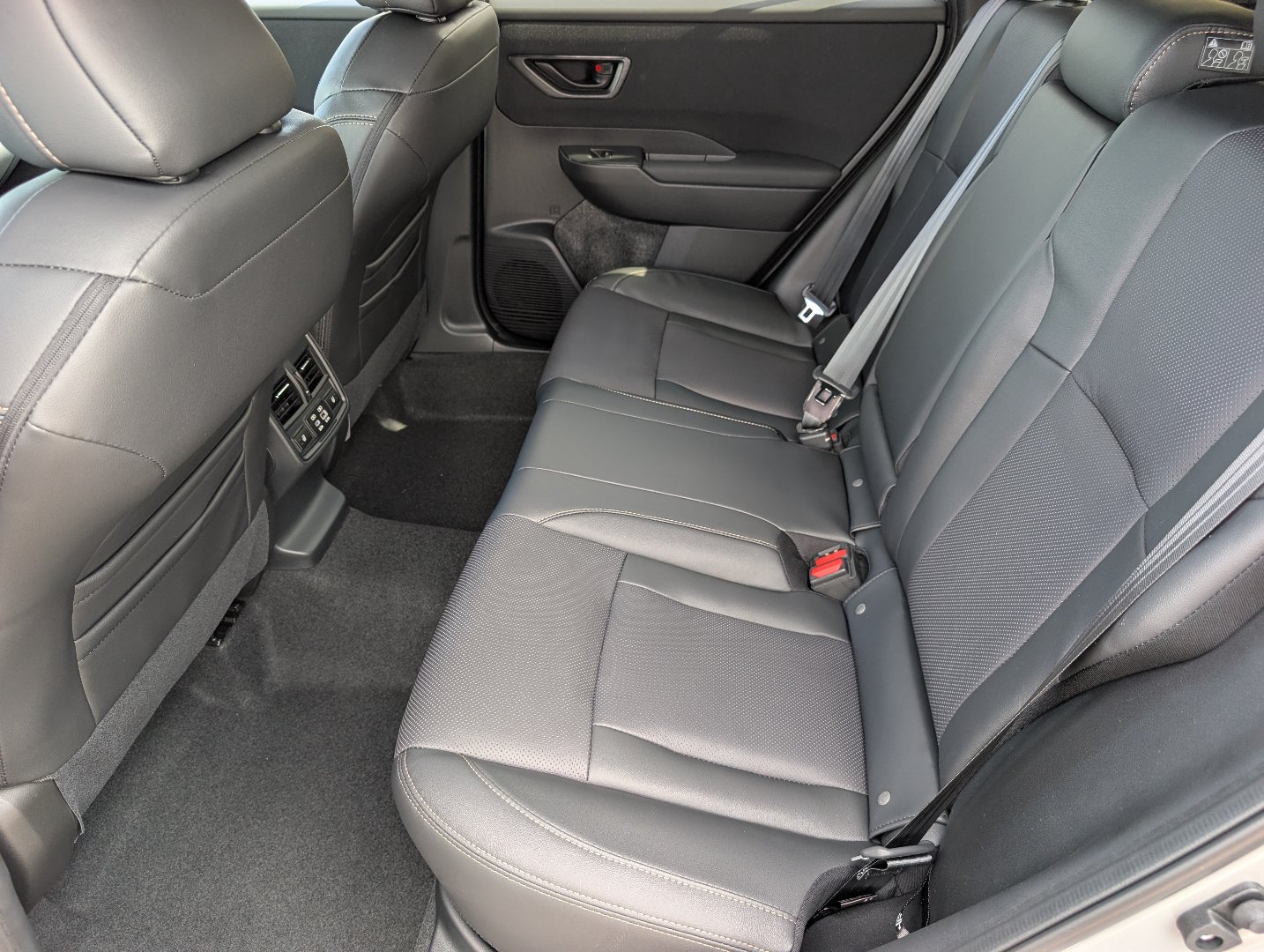 New 2026 Subaru Outback Limited AWD/4WD image 27