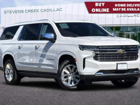 Used 2022 Chevrolet Suburban Premier AWD/4WD image 1