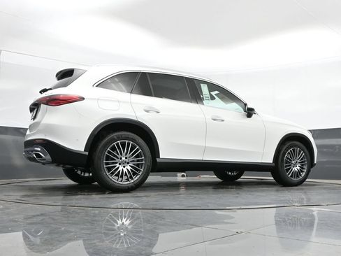 New 2026 Mercedes-Benz GLC 300 4MATIC image 33
