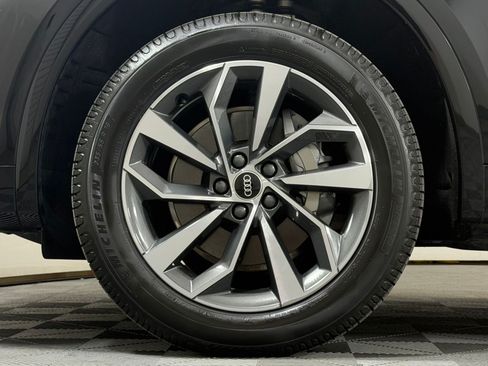 Used 2023 Audi Q5 2.0T Premium Plus AWD/4WD image 12