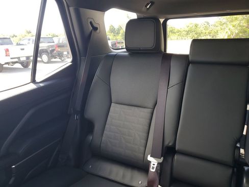 Certified 2025 Toyota 4Runner TRD Off-Road Premium image 12