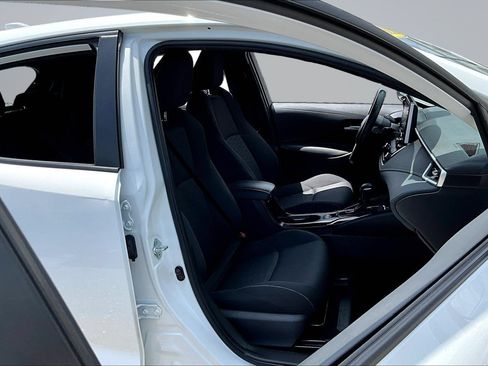Used 2022 Toyota Corolla SE FWD image 31