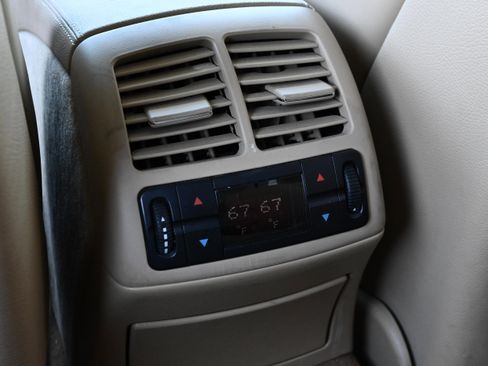 Used 2007 Mercedes-Benz E 63 AMG Sedan image 26