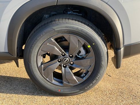 New 2026 Nissan Rogue SV image 21