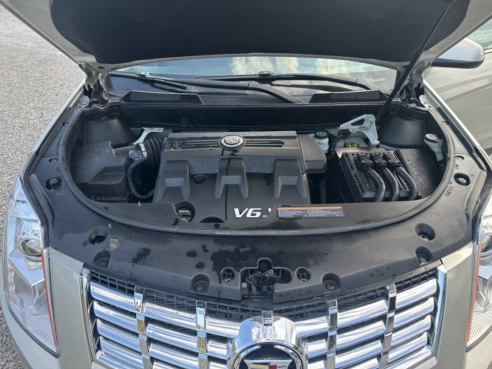 Used 2015 Cadillac SRX FWD image 20