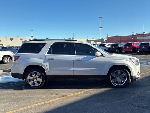Used 2017 GMC Acadia Limited SLT image 4