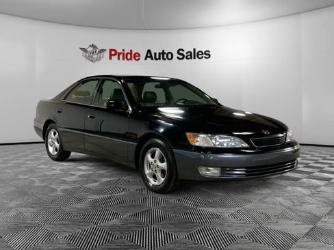 Used 1998 Lexus ES 330 FWD image 3
