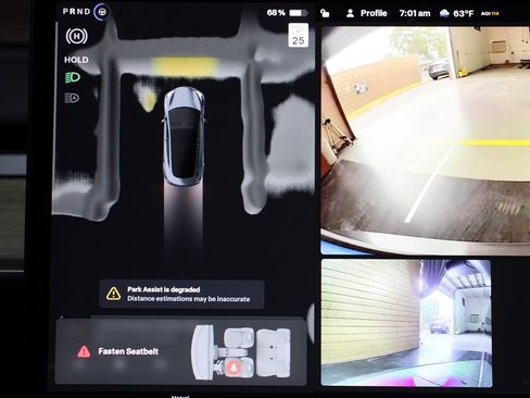 Used 2023 Tesla Model 3 Standard Range image 21