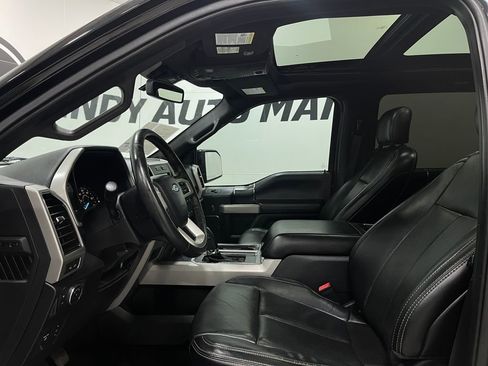 Used 2019 Ford F150 Lariat image 14