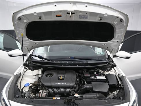 Used 2018 Kia Forte LX w/ LX Popular Package FWD image 41
