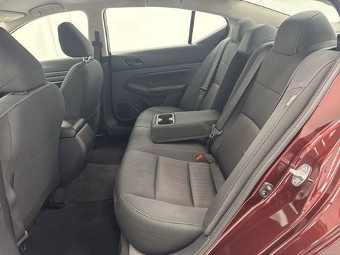 Used 2025 Nissan Altima 2.5 SV image 24