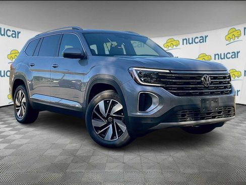 New 2026 Volkswagen Atlas SEL image 1
