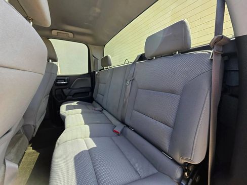 Used 2016 Chevrolet Silverado 1500 Custom w/ Custom Convenience Package RWD image 11