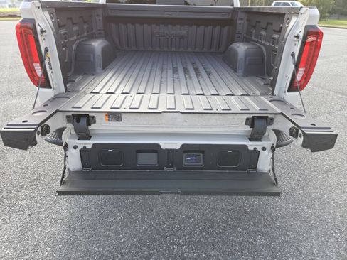 New 2026 GMC Sierra 1500 AT4X w/ LPO, Black Badging Package AWD/4WD image 27