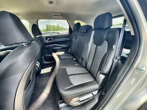 New 2026 Kia Sorento LX FWD image 21