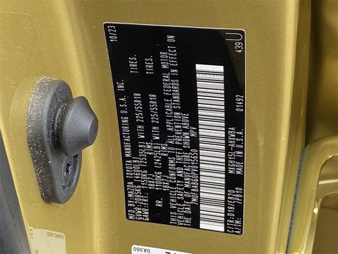 Certified 2023 Toyota Corolla Cross XSE image 34