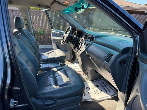 Used 2004 Honda Odyssey EX-L image 16