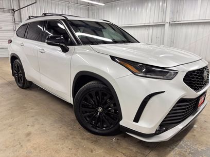 Used 2024 Toyota Highlander XSE