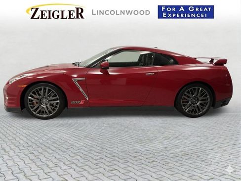Used 2016 Nissan GT-R Premium AWD/4WD image 60