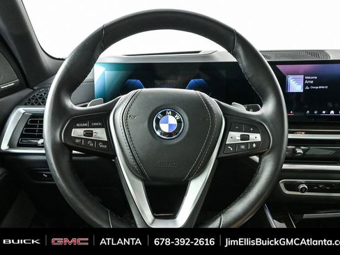 Used 2025 BMW X5 xDrive50e image 10