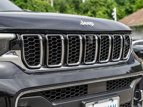 New 2025 Jeep Grand Cherokee Overland w/ Adv Protech Group III image 14