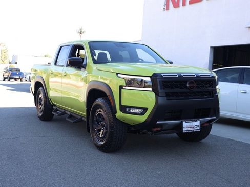 New 2026 Nissan Frontier PRO-4X w/ Pro-4x Convenience Package image 2