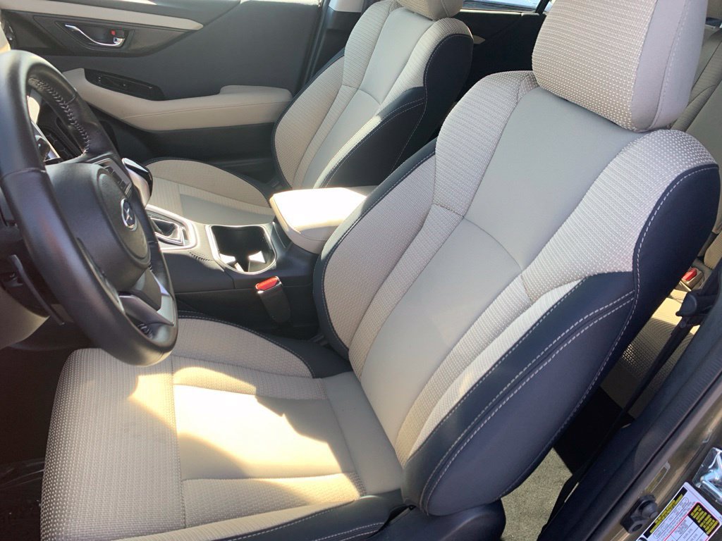 Used 2025 Subaru Outback Premium AWD/4WD image 14