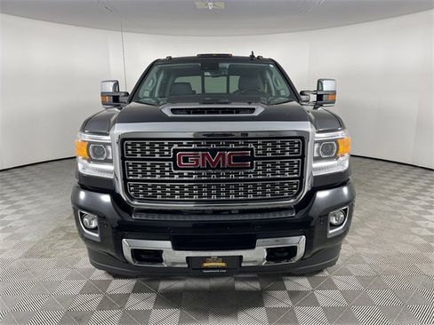 Certified 2019 GMC Sierra 3500 Denali image 28