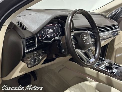 Used 2018 Audi Q7 3.0T Prestige w/ Prestige Package image 18