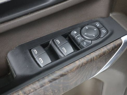 Used 2023 GMC Sierra 2500 Denali image 24