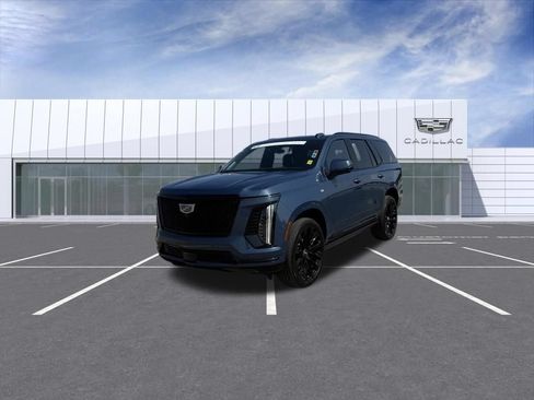 Certified 2025 Cadillac Escalade Sport Platinum w/ LPO, ONYX Package AWD/4WD image 6