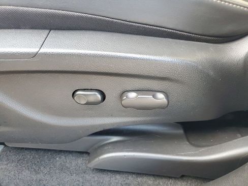 Used 2022 Buick Encore Preferred w/ Safety Package image 18