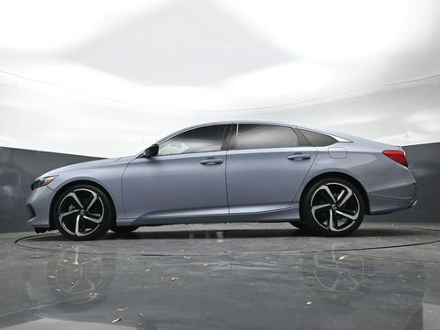 Used 2022 Honda Accord Sport image 39
