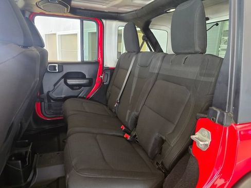 Used 2021 Jeep Wrangler Unlimited Sport AWD/4WD image 12
