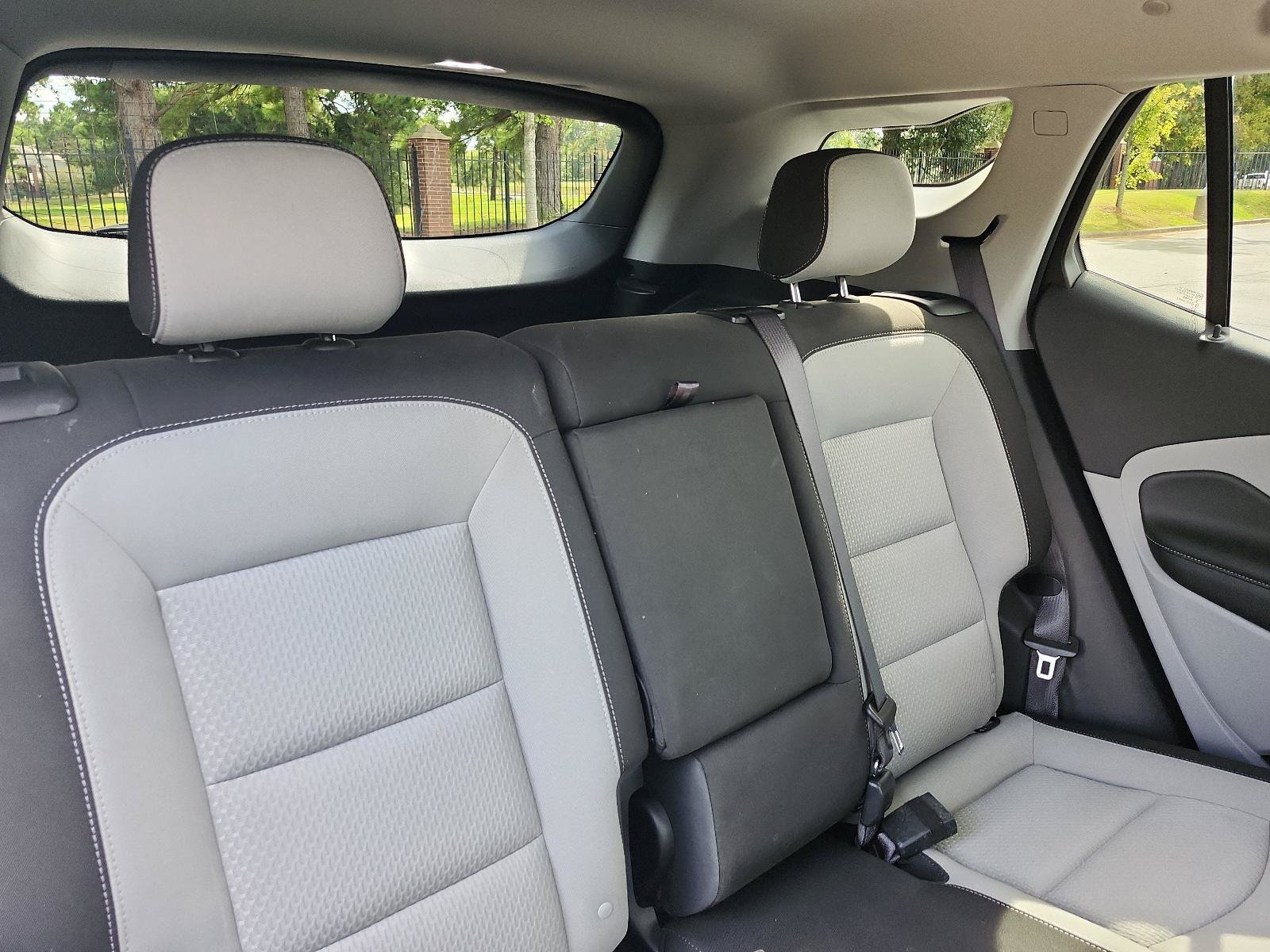 Used 2024 GMC Terrain SLE FWD image 8