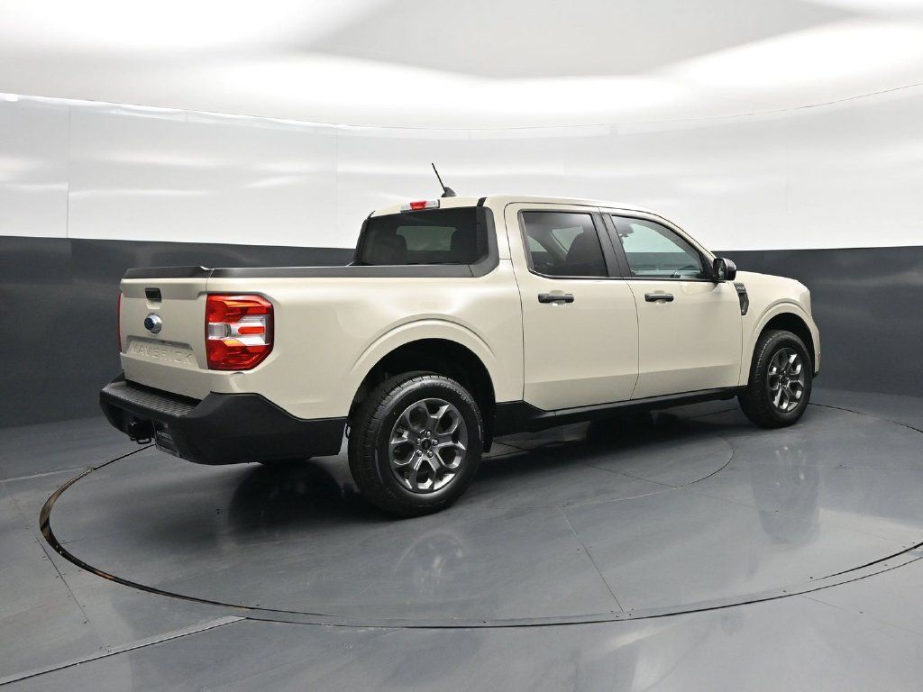 Certified 2024 Ford Maverick XLT w/ XLT Luxury Package FWD image 25