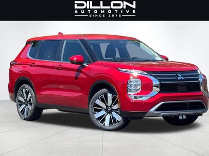 Used 2025 Mitsubishi Outlander SE
