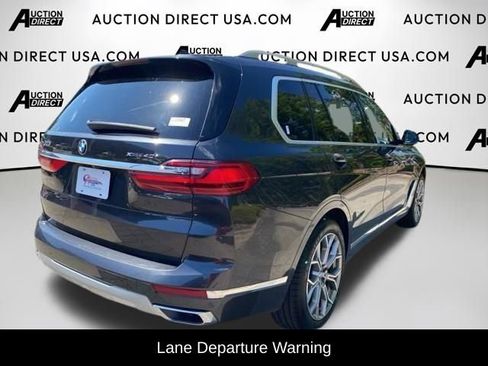 Used 2022 BMW X7 xDrive40i AWD/4WD image 12